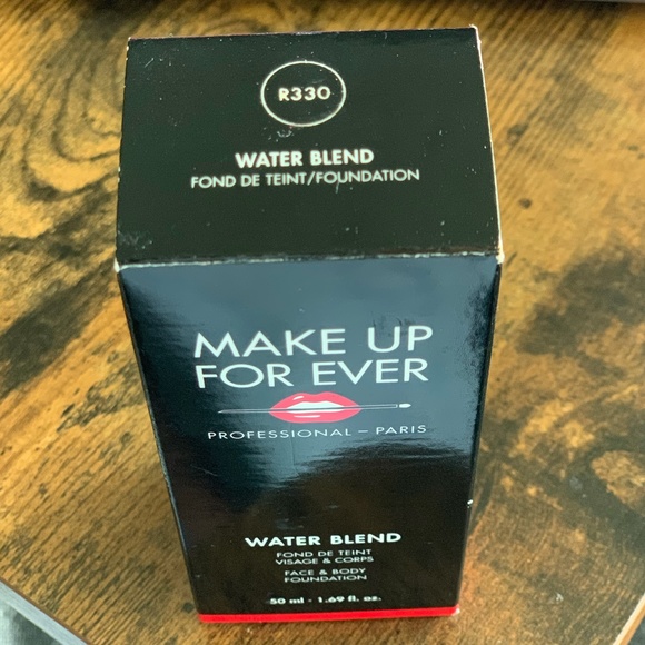 Brand New Make Up Forever Water Blend Foundation R330 - Picture 3 of 4